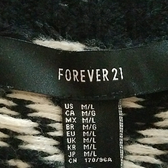 Black and White print cardigan - Picture 3 of 3